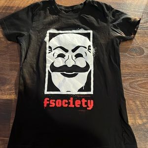 Mr. Robot t-shirt size L